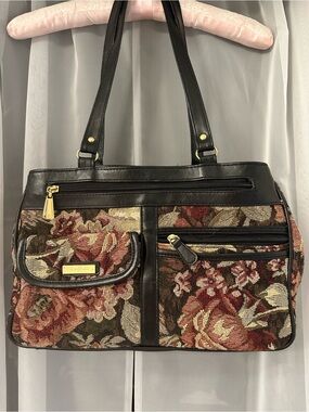 Vintage Floral Tapestry Shoulder Bag - Black Trim